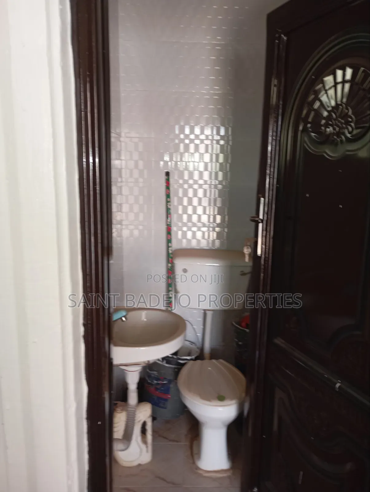 2bdrm Block of Flats in Bright Star Estate, Gberigbe for rent