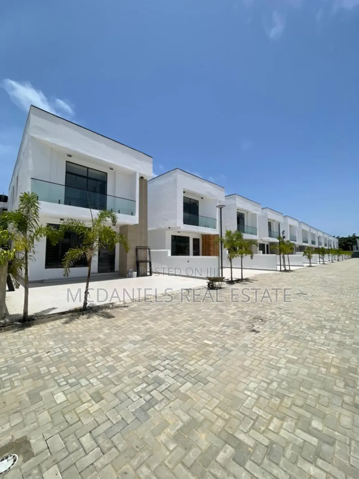 4bdrm Duplex in Orchid Lekki Lagos for sale