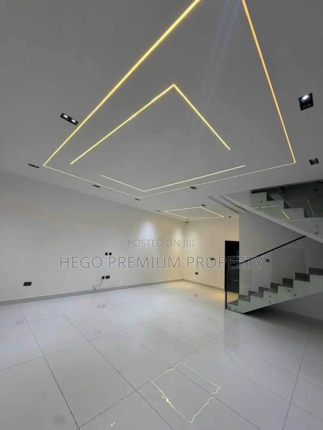 4bdrm Duplex in Sars Road, Port, Rukpokwu for sale