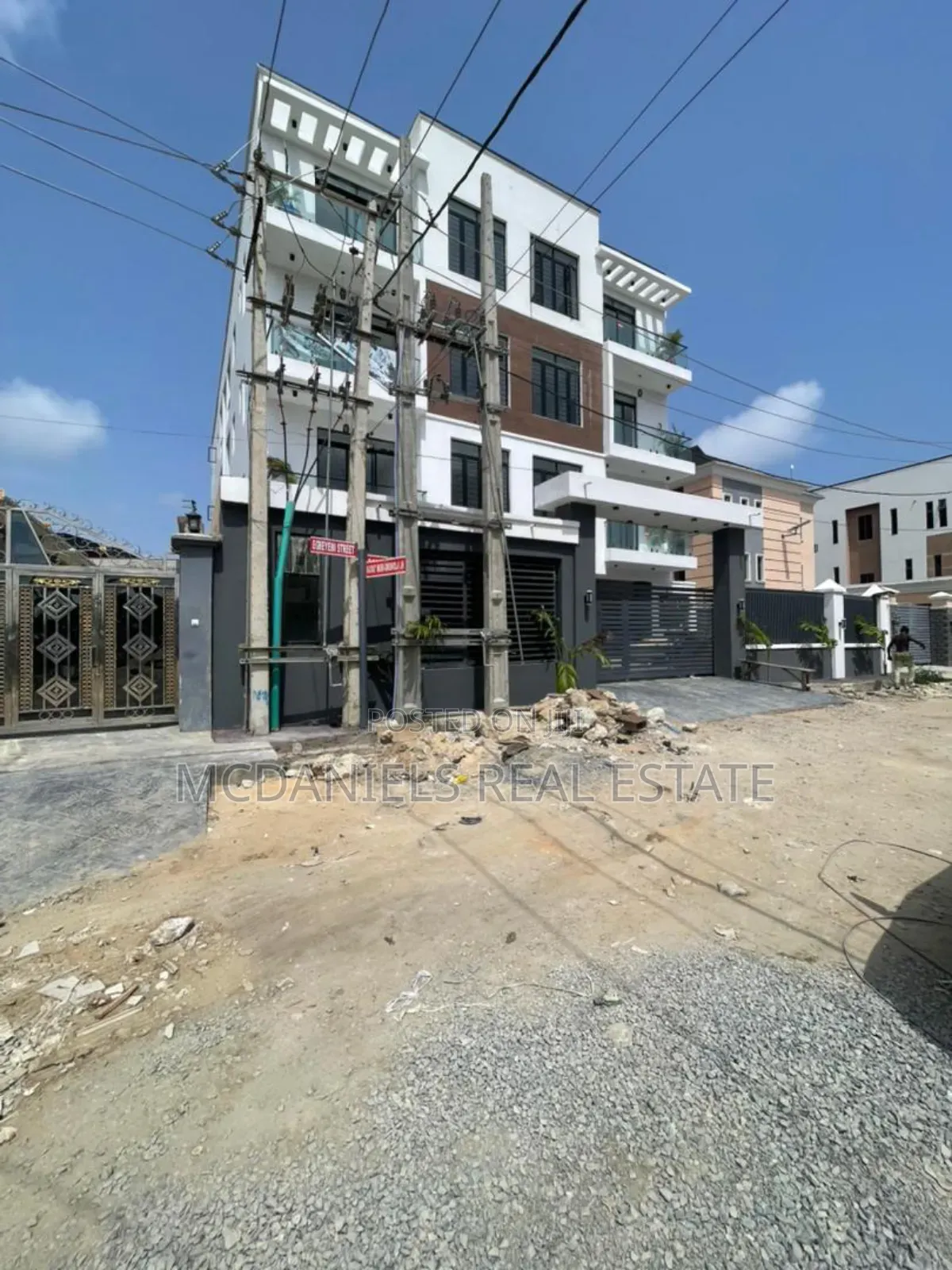 2bdrm Duplex in Ilaje / Lekki for sale