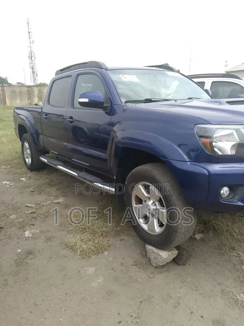 Toyota Tacoma TRD PRO V6 4dr Access Cab 4WD 6.1 ft. SB (4.0L 6cyl 6M)