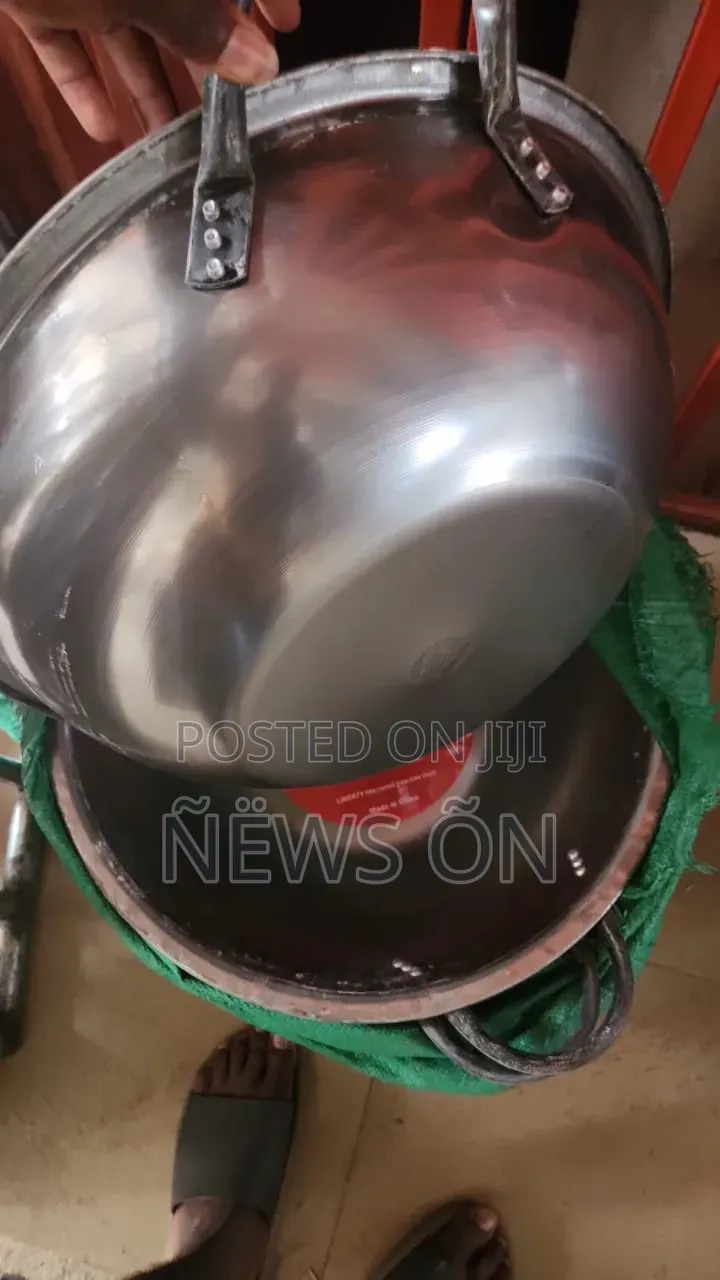 Metal Head Pan