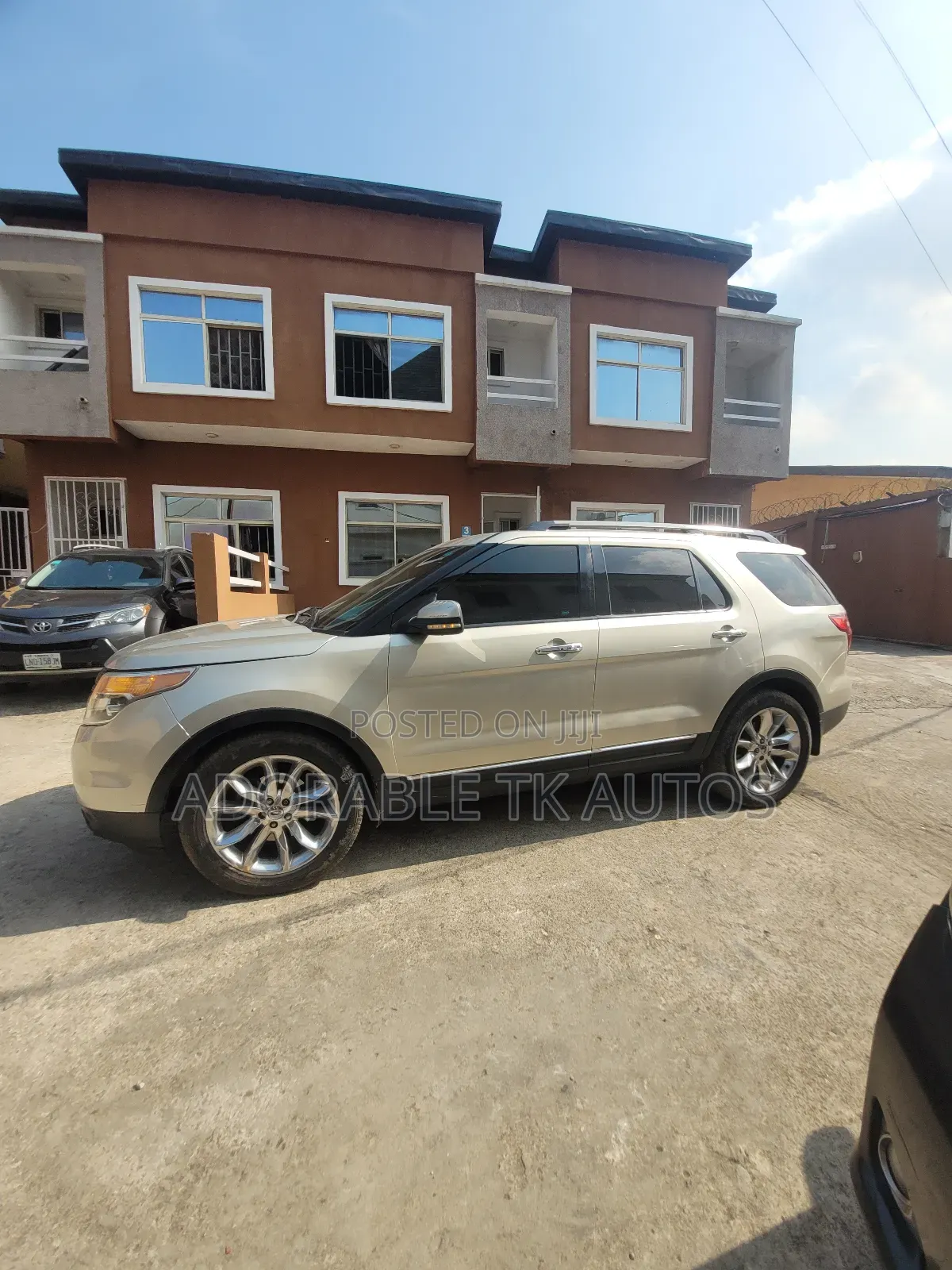 Ford Explorer Limited 4dr 4x4 (3.5L 6cyl 6A) 2012 Ivory