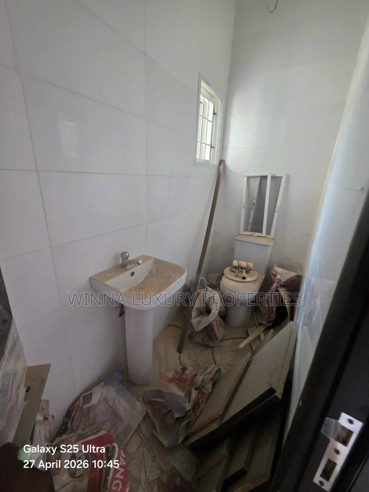 4bdrm Duplex in River Park Estate, Lugbe District for sale