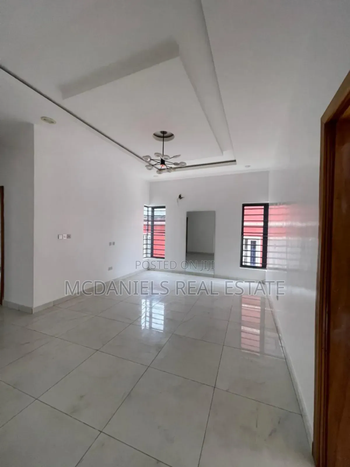4bdrm Duplex in Ikota for sale