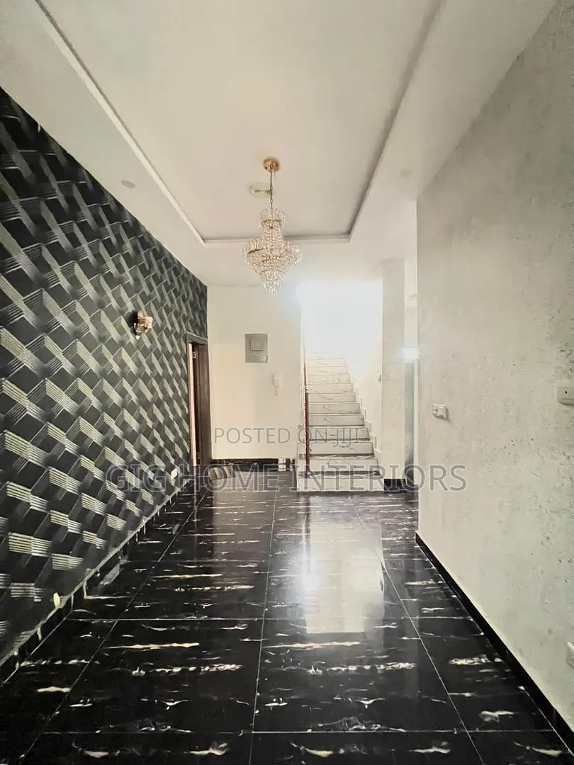 5bdrm Duplex in Ikota, Ajah for sale