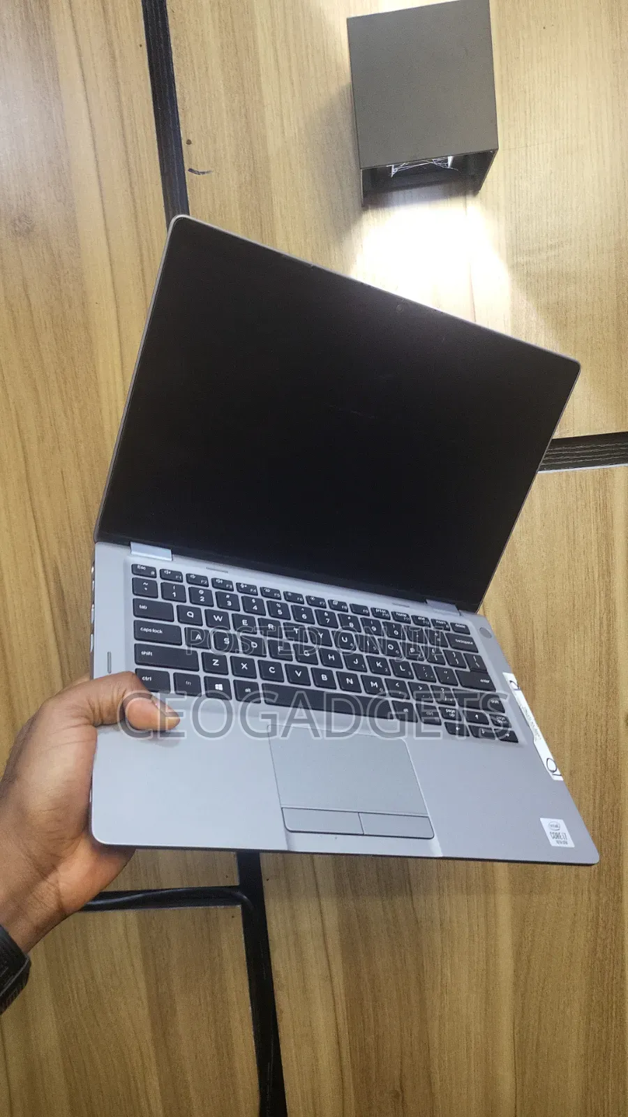 Laptop Dell Latitude 5310 8GB Intel Core i7 SSD 256GB