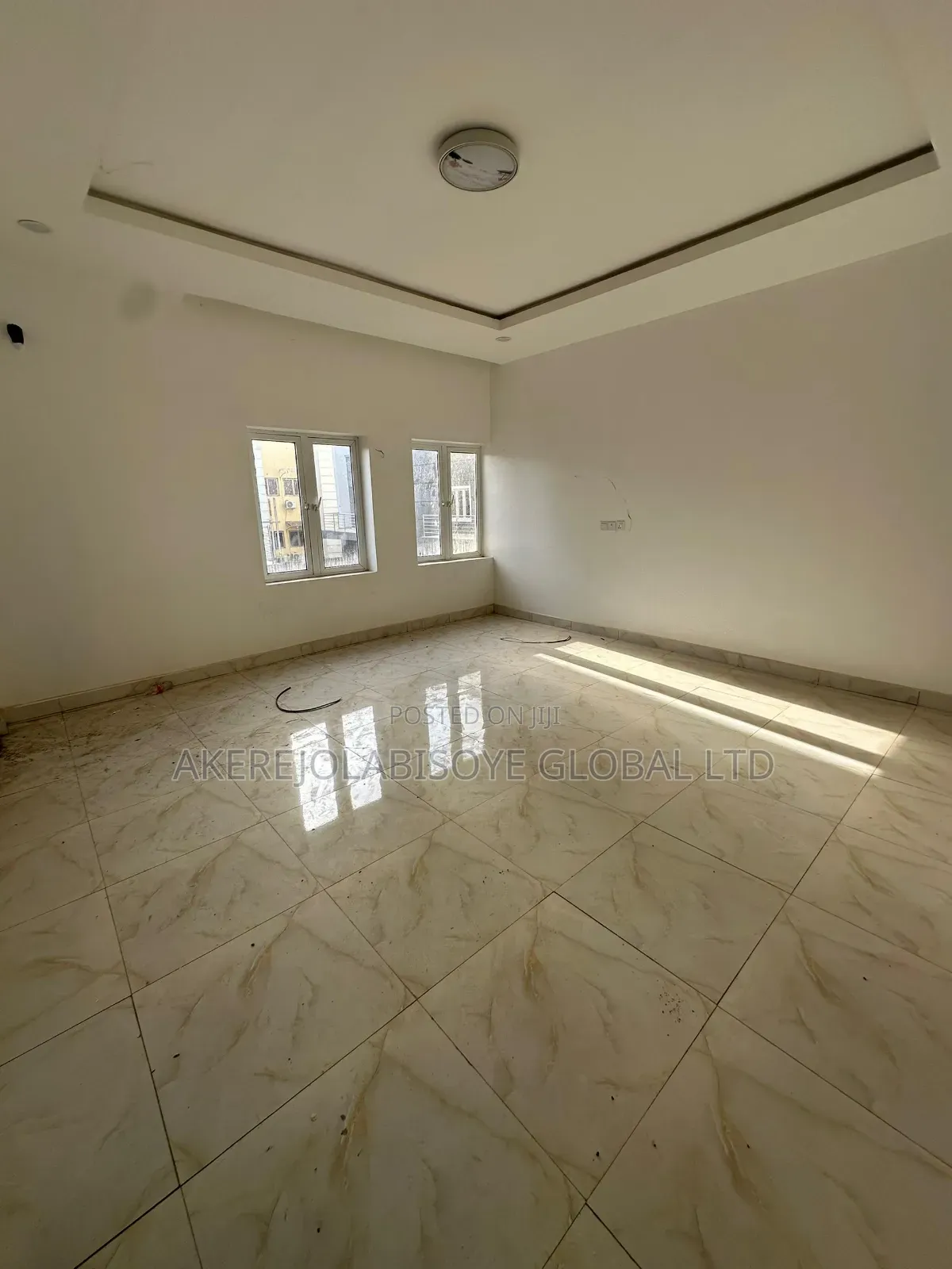 4bdrm Duplex in Around Godab for sale