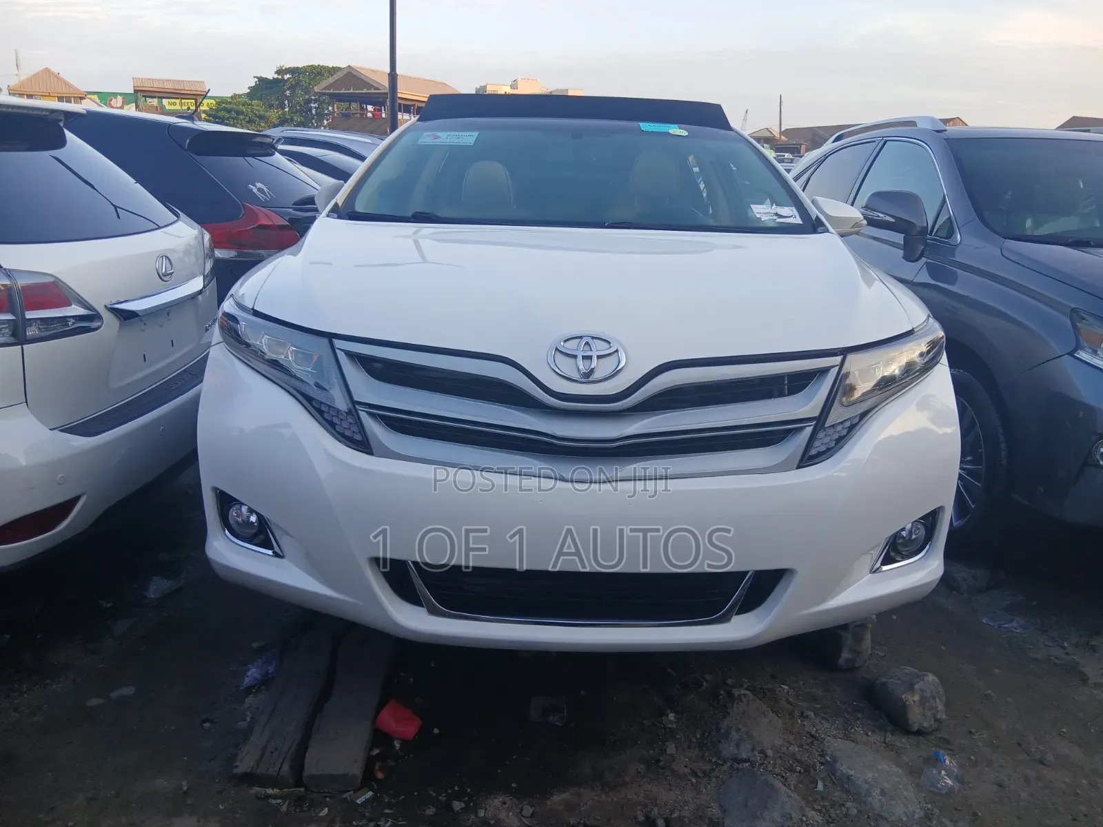 Toyota Venza XLE 2015 White