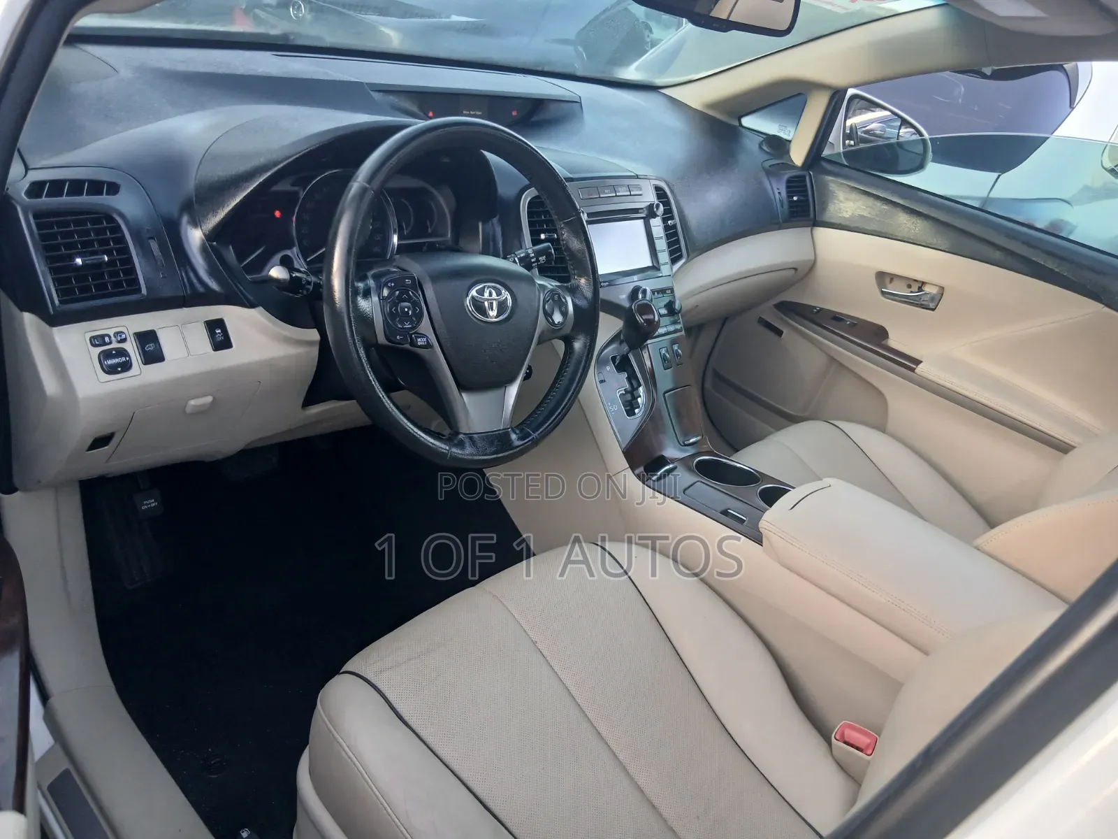 Toyota Venza XLE 2015 White