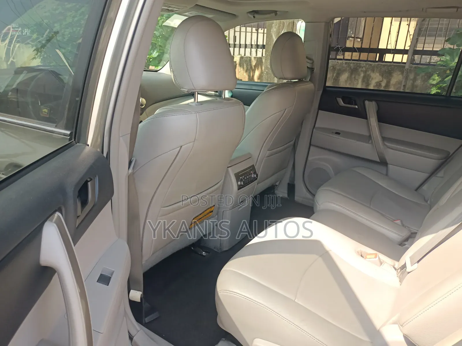 Toyota Highlander Limited 2012 Green