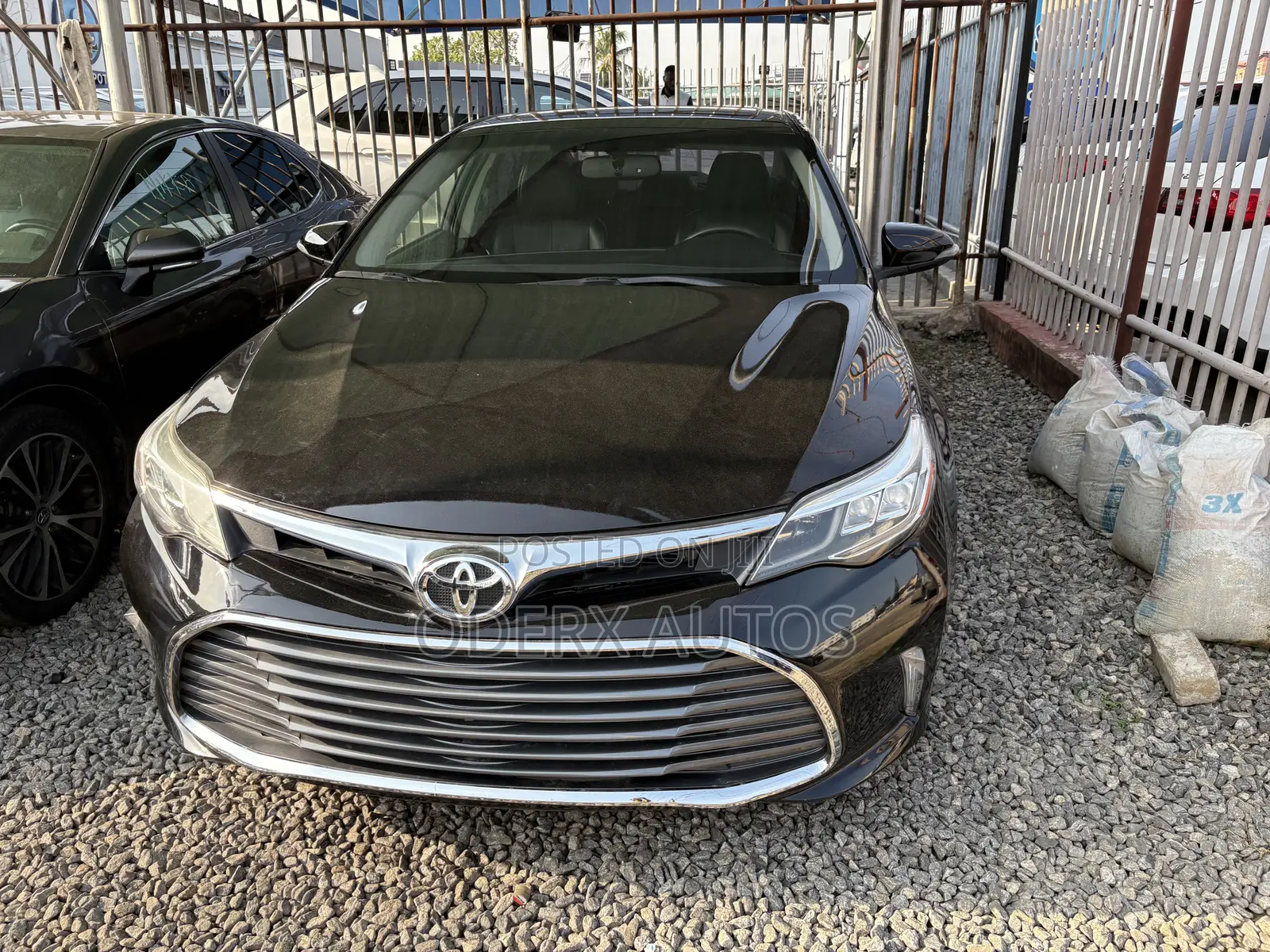 Toyota Avalon Touring FWD Sedan (3.6L 6cyl 6A) 2016 Black