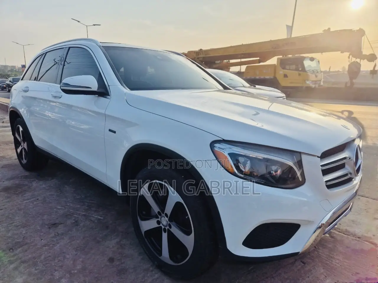Mercedes-Benz GLC-Class 2016 Off white
