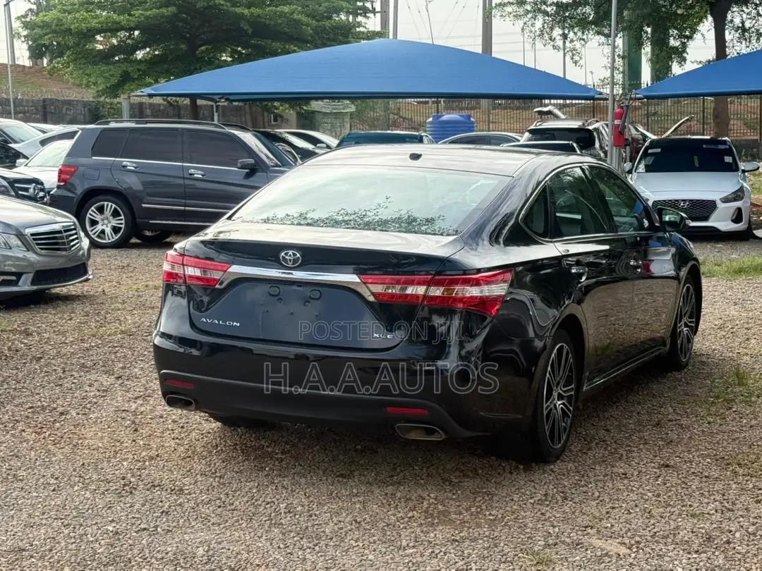 Toyota Avalon XLE Touring 4dr Sedan (3.5L 6cyl 6A) 2015 Black