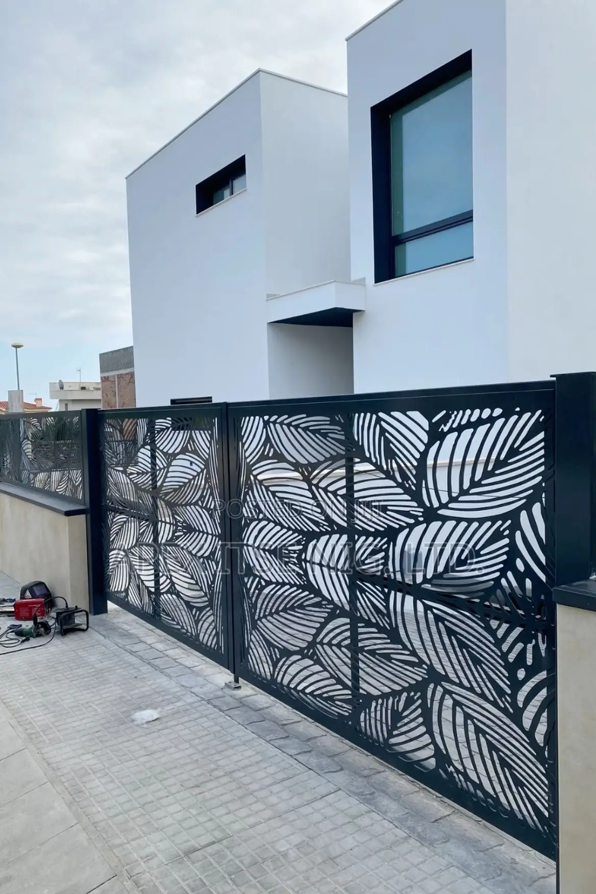 CNC Design Gate