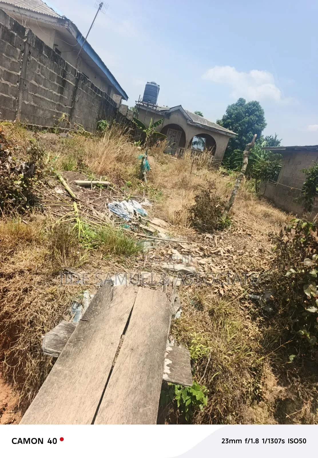 3bdrm Bungalow in Ayobo for sale