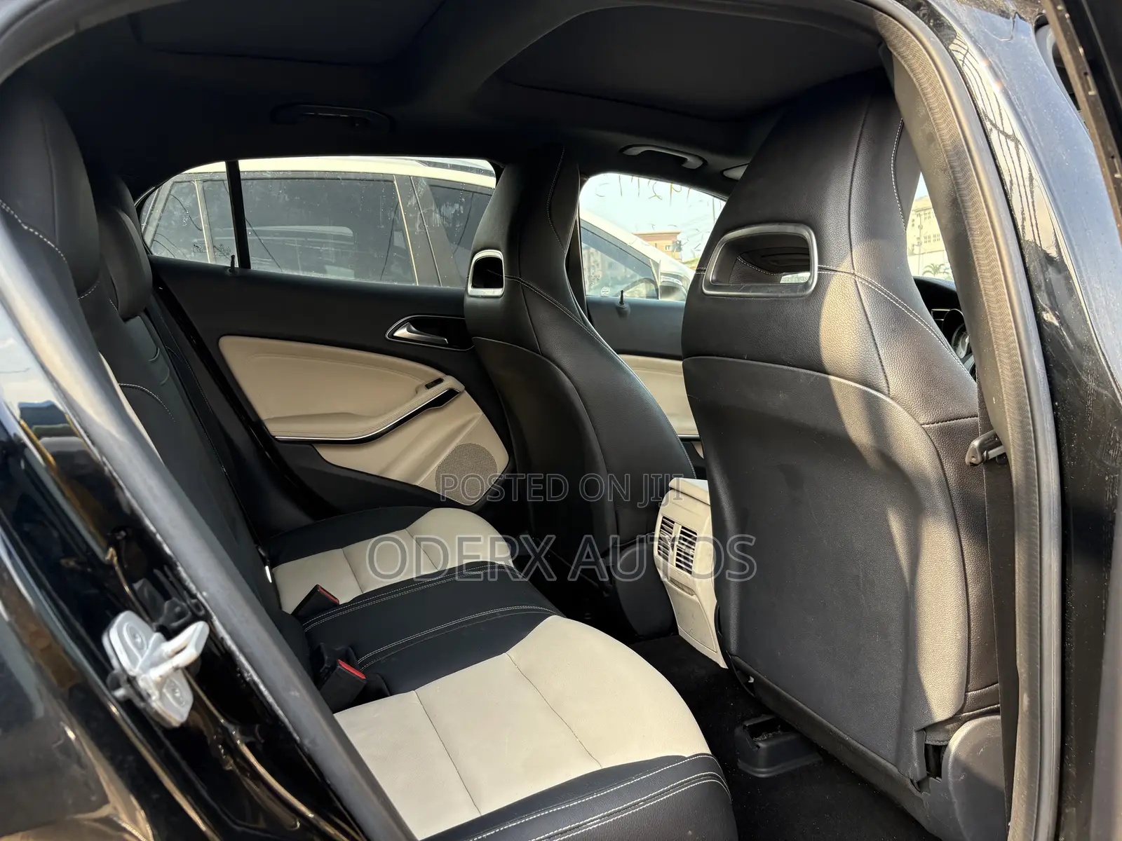Mercedes-Benz GLA 250 2016 Black