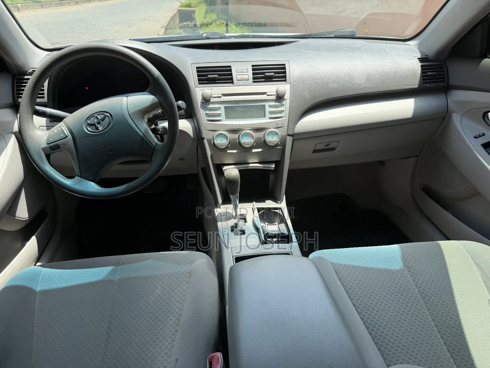 Toyota Camry LE 4dr Sedan (2.4L 4cyl 5A) 2009 Silver