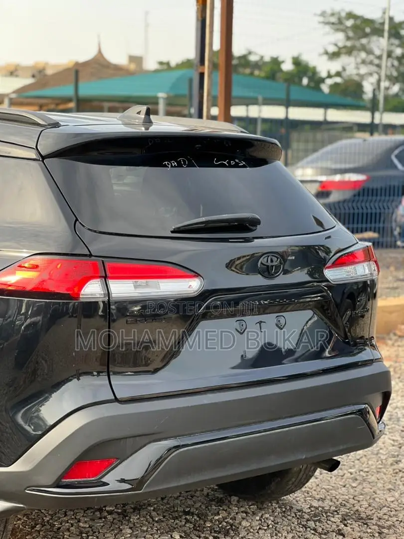 Toyota Corolla Cross 2024 Black