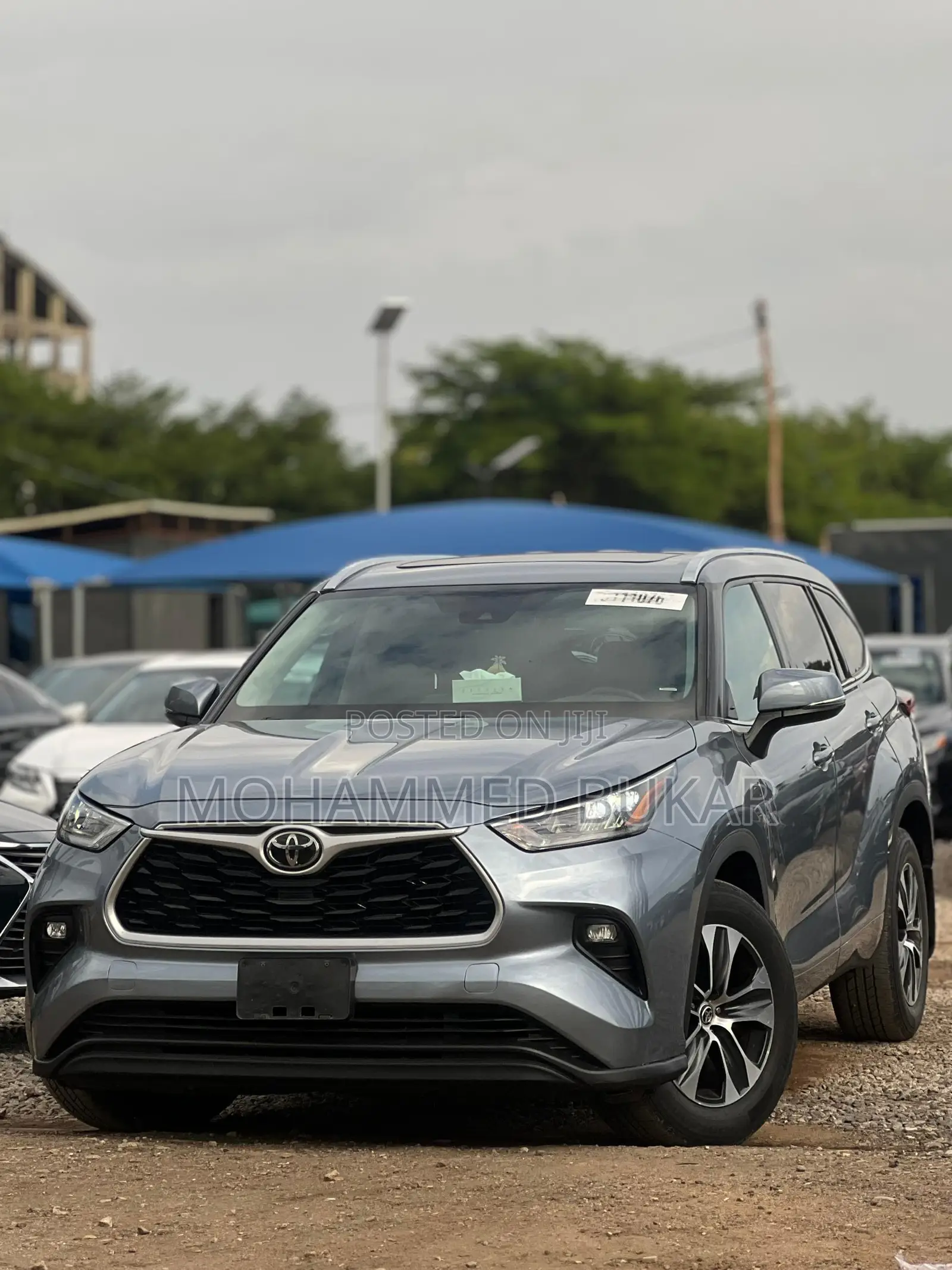 Toyota Highlander XLE AWD 2020 Blue
