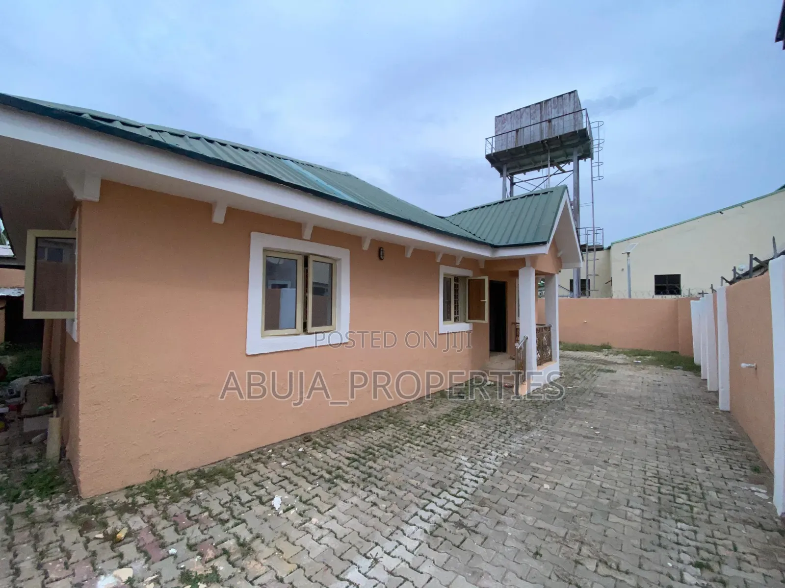 2bdrm Bungalow in Life Camp for rent