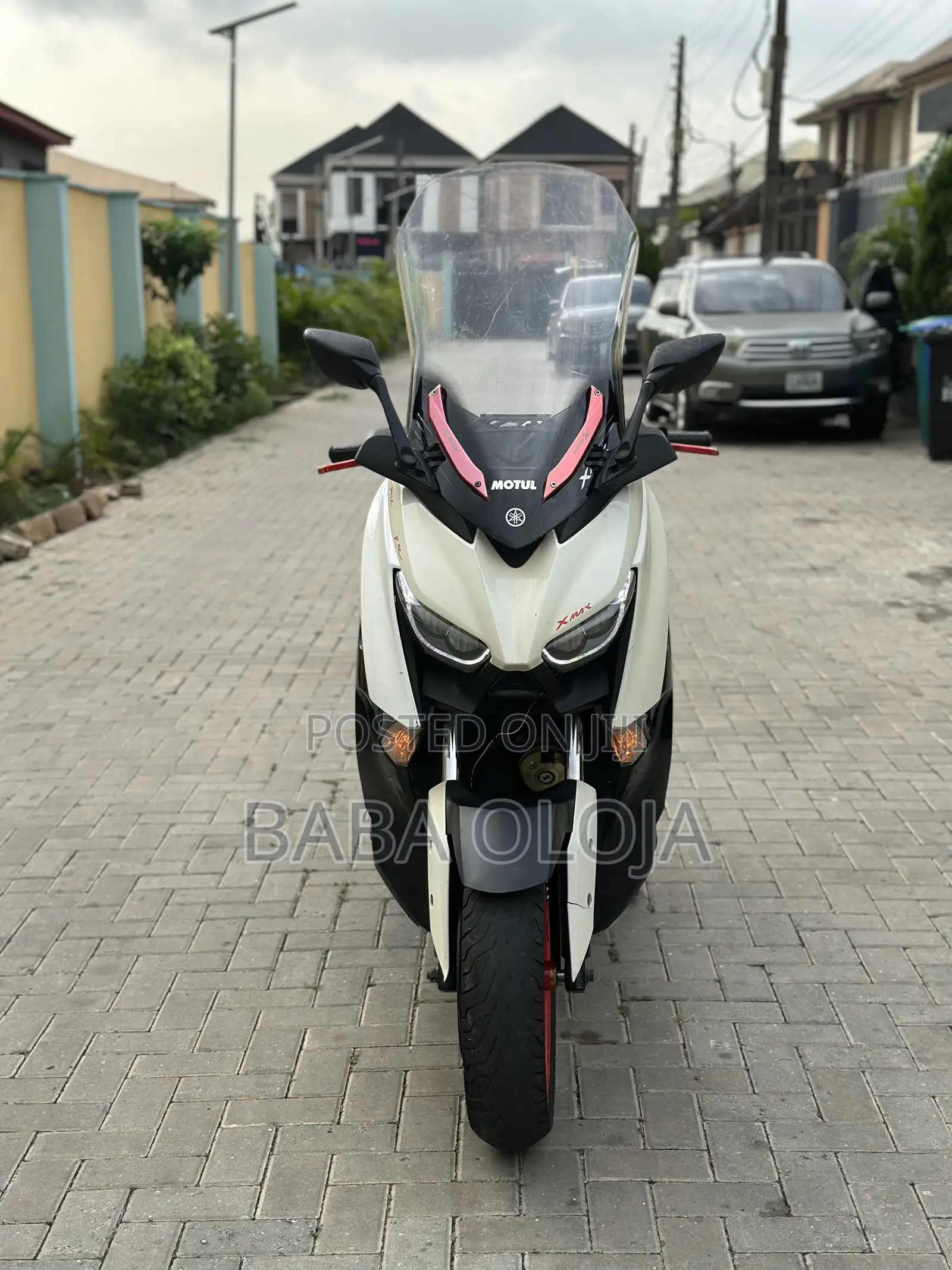Yamaha 2020 Black