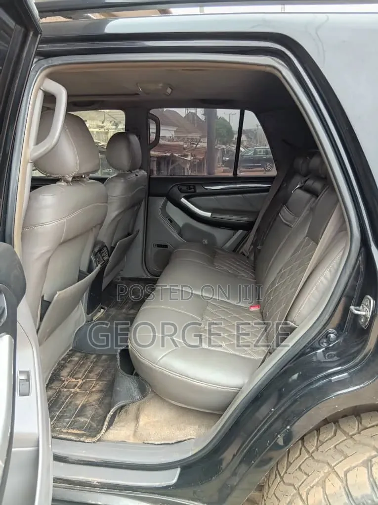 Toyota 4-Runner 2004 Black
