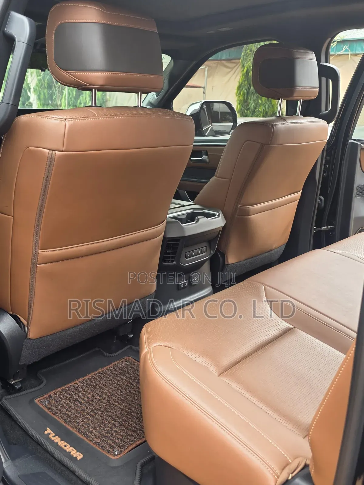Toyota Tundra 2024 Black