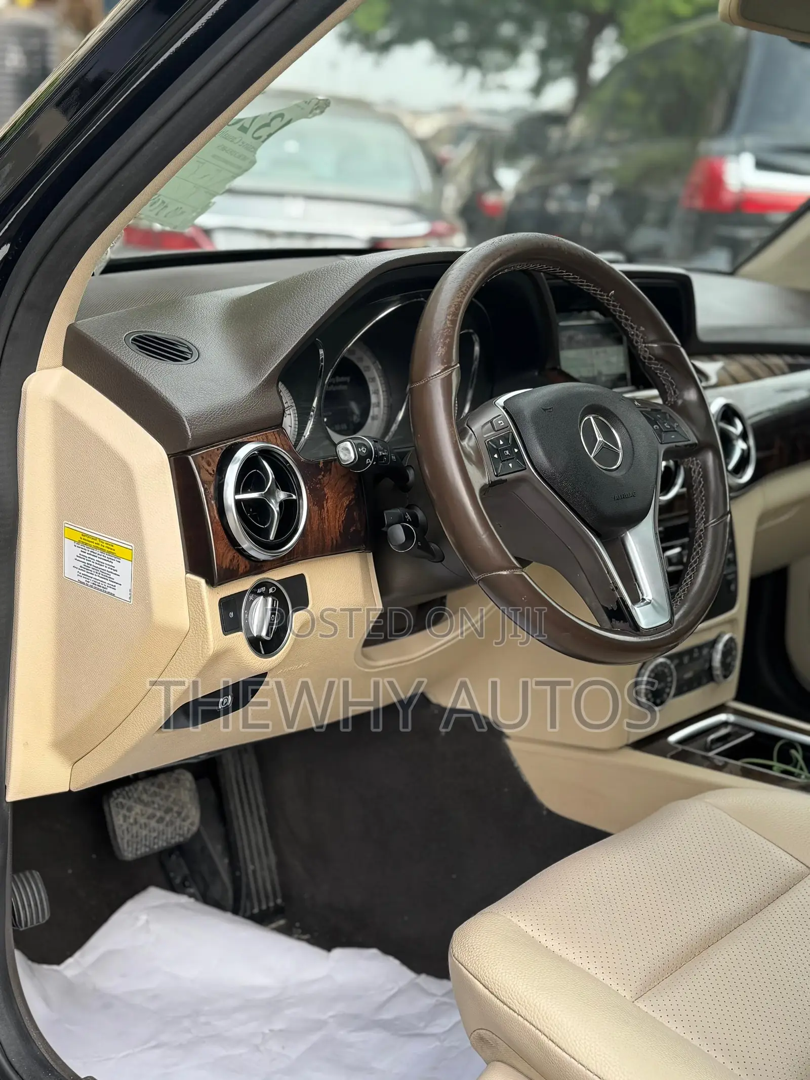 Mercedes-Benz GLK-Class 350 2014 Black