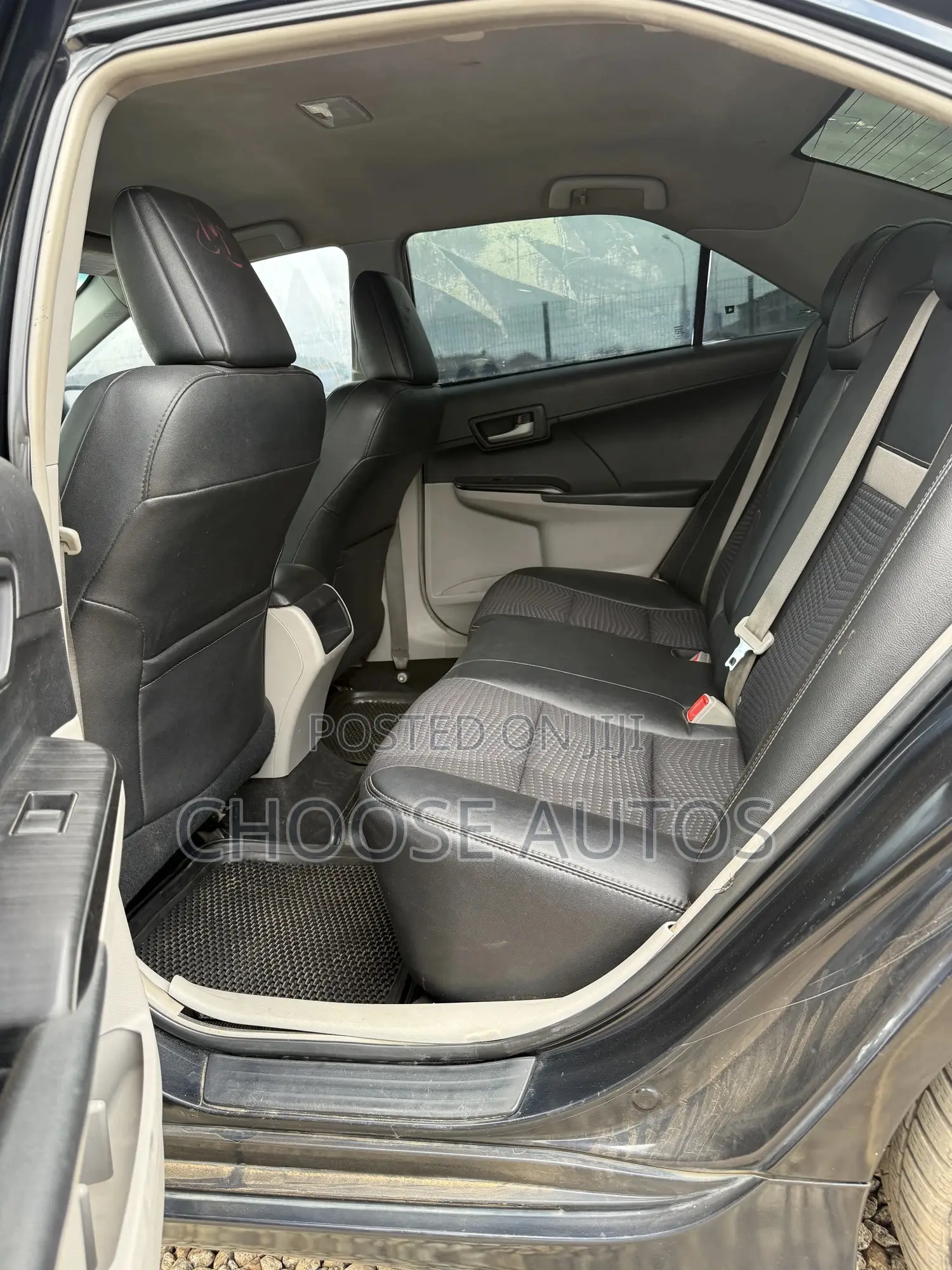 Toyota Camry LE 4dr Sedan (2.5L 4cyl 6A) 2013 Blue