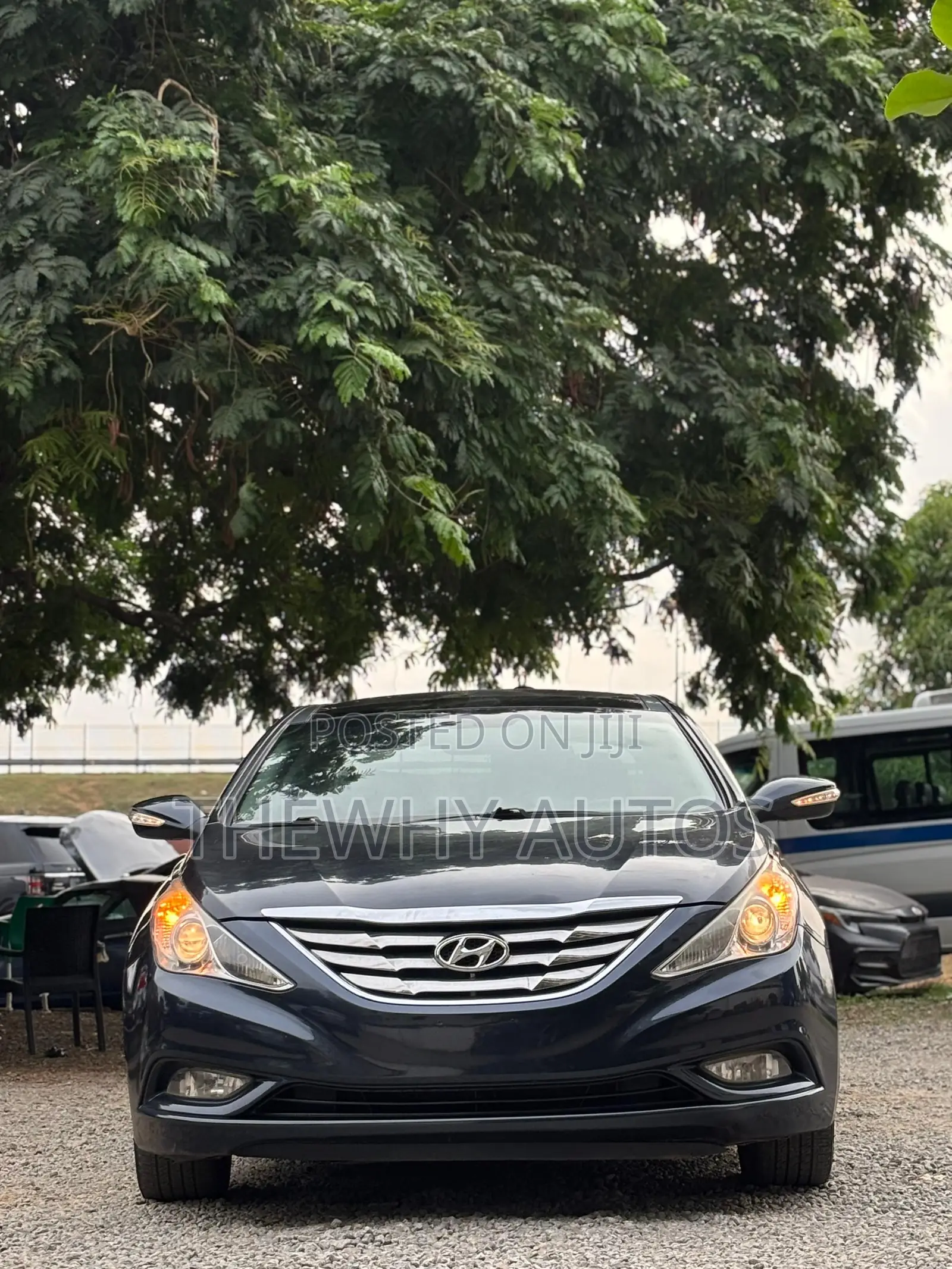 Hyundai Sonata Limited Sedan FWD (2.4L 4cyl 6A) 2012 Gray