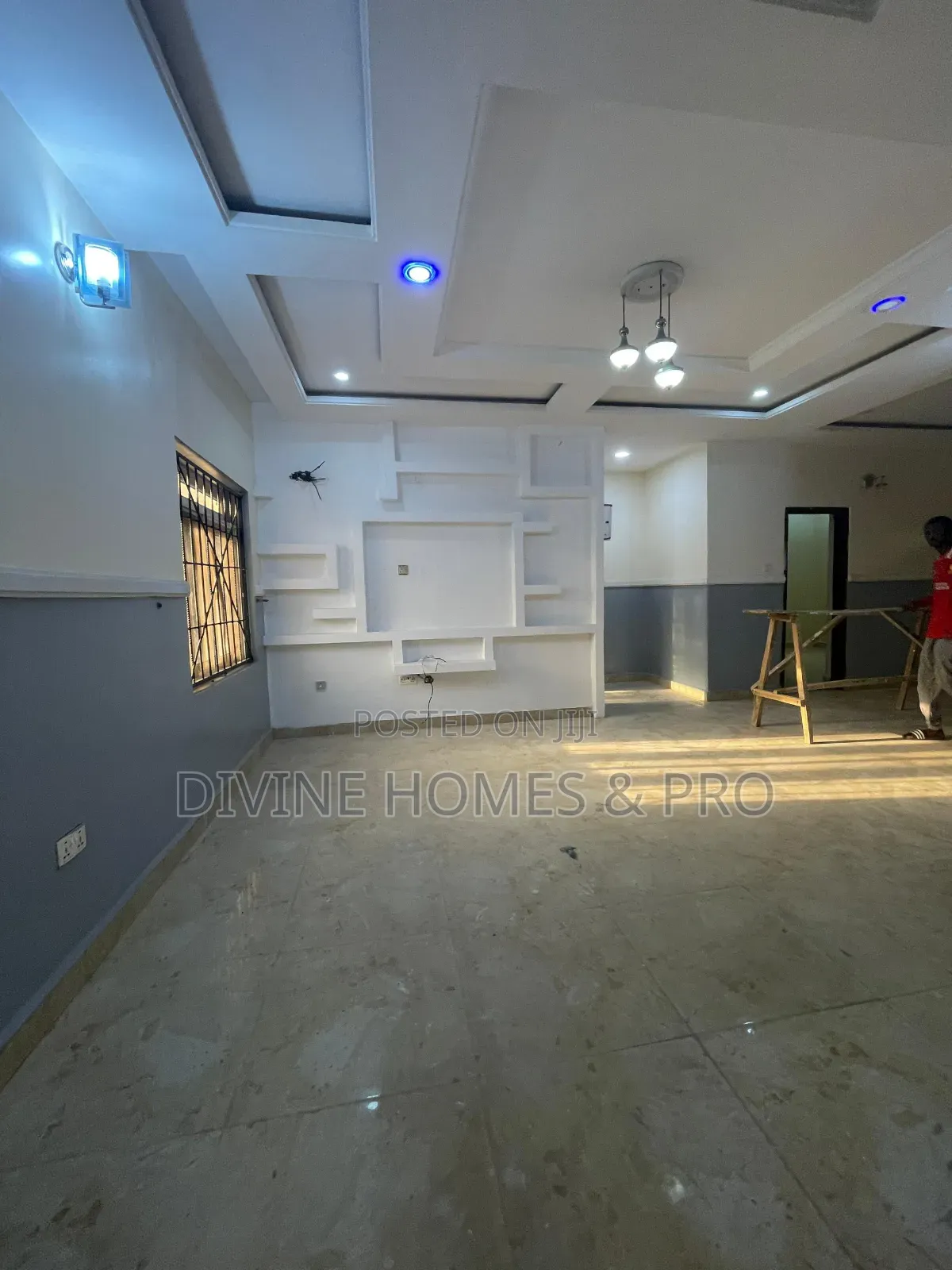 4bdrm Penthouse in Minister Quarters, Life Camp for rent