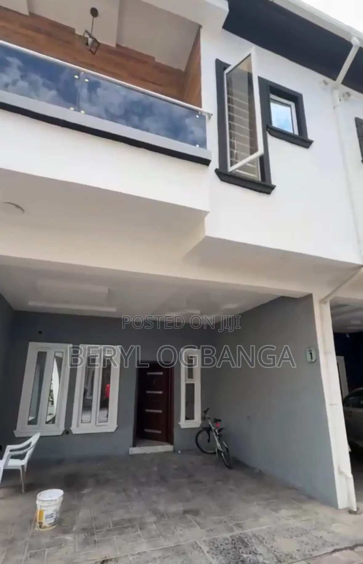 Mini Flat in Lekki Phase 2 for rent