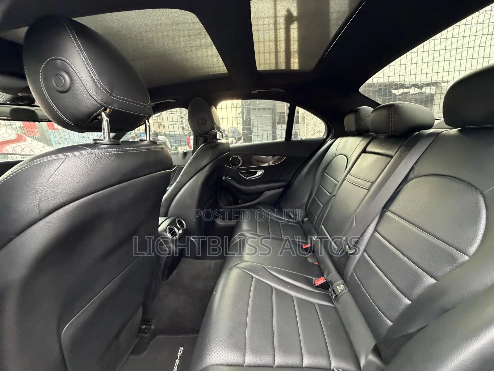 Mercedes-Benz C300 2015 Red