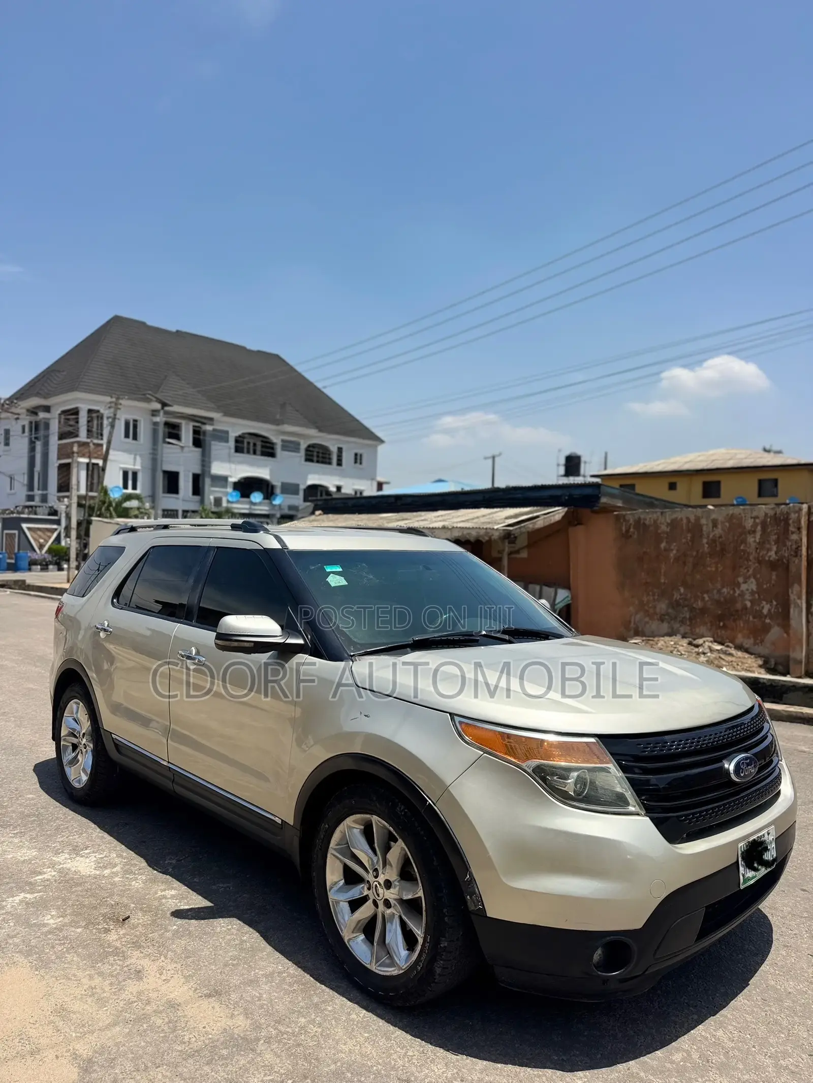 Ford Explorer Limited 4dr 4x4 (3.5L 6cyl 6A) 2013 Gold