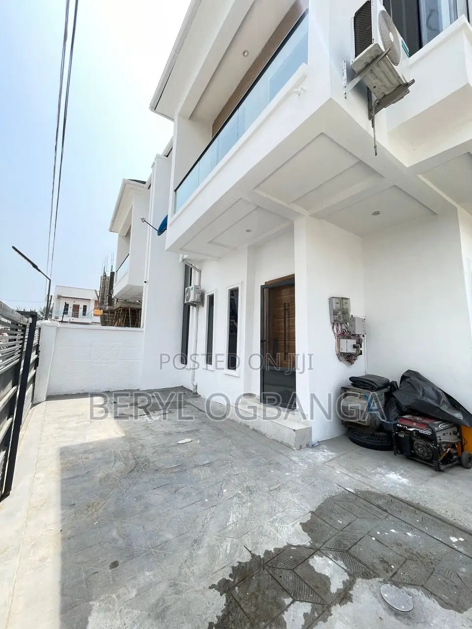 Furnished 4bdrm Duplex in Ikota for rent