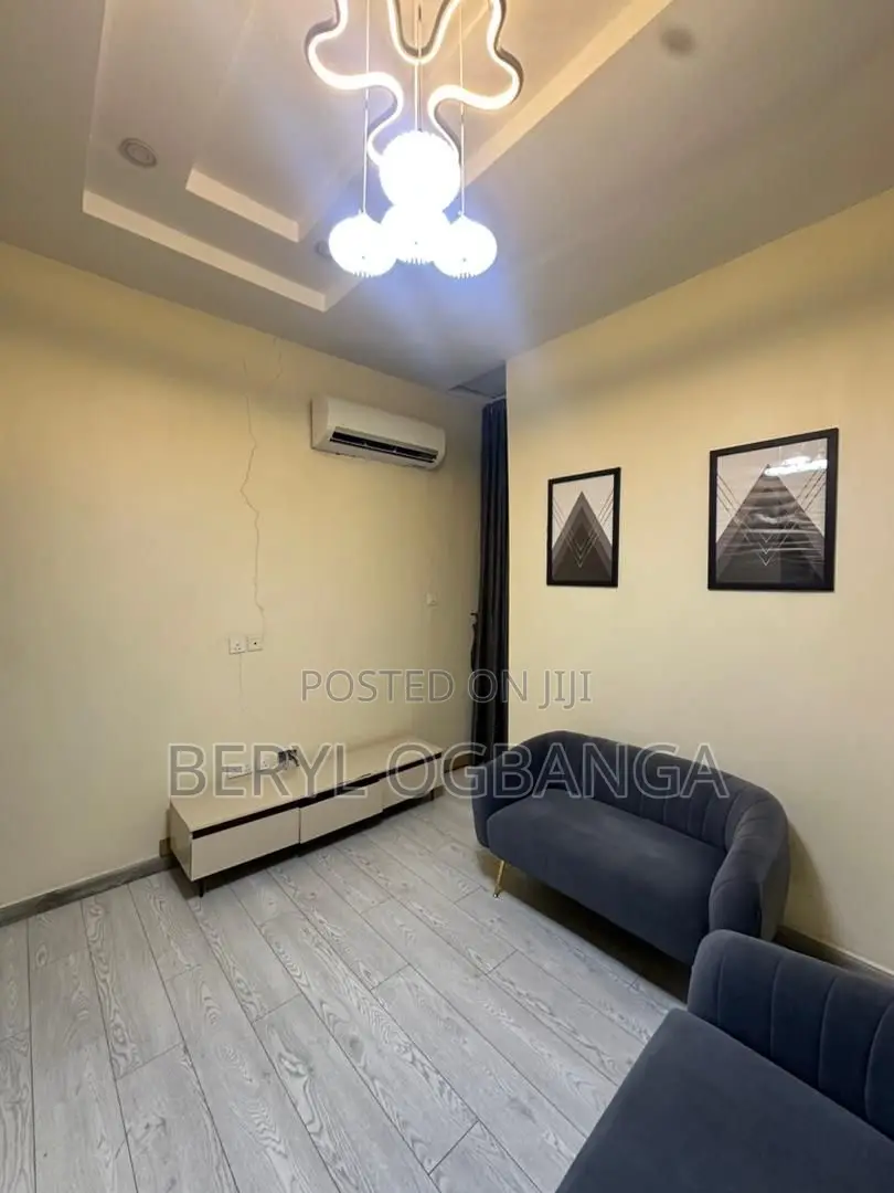 Furnished 4bdrm Duplex in Chevron for rent