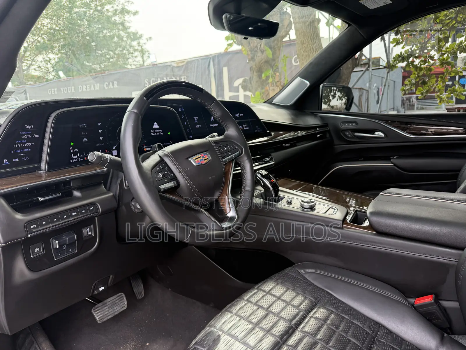 Cadillac Escalade 2024 White