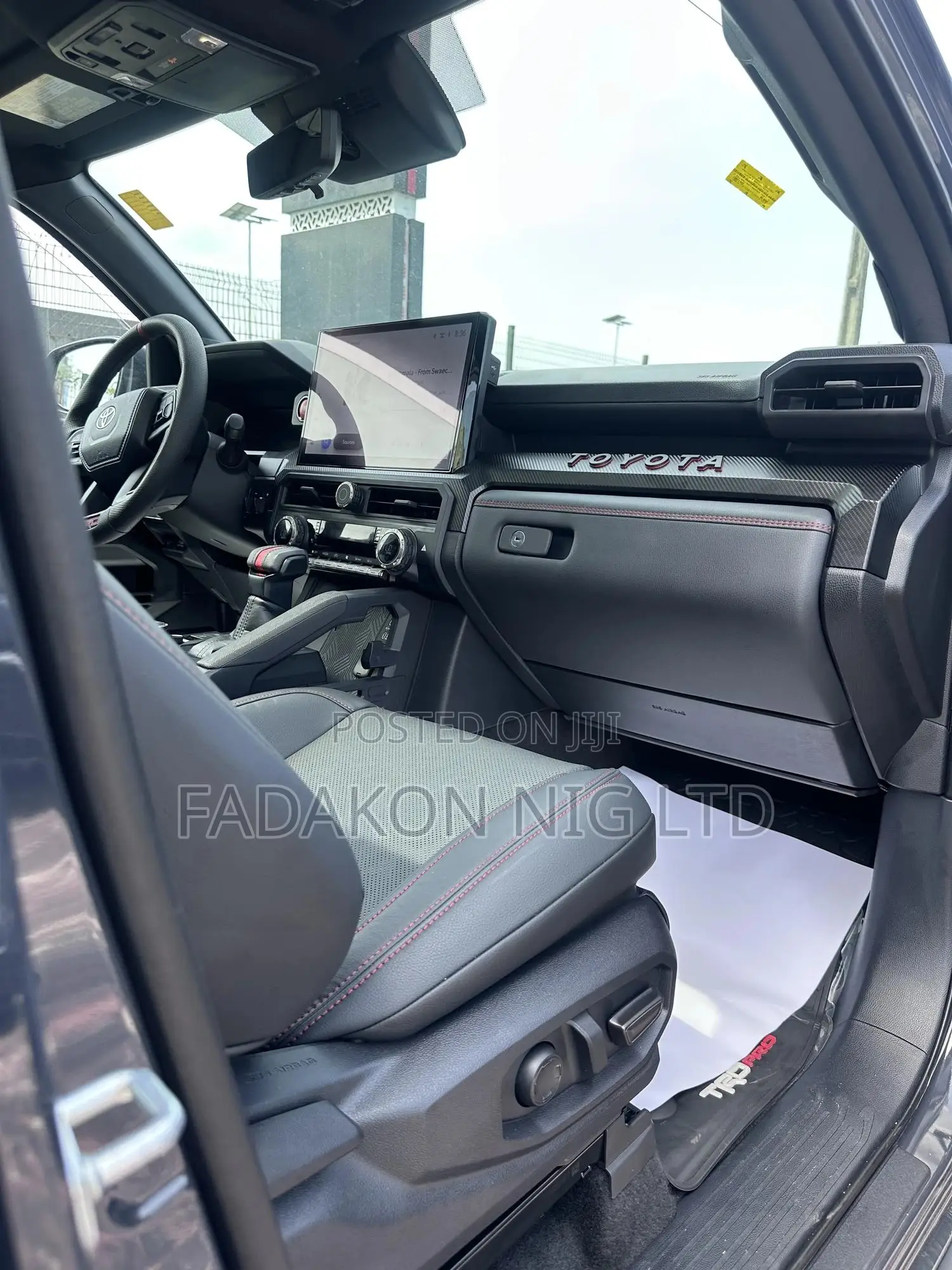 Toyota Tacoma SR5 Access Cab 6' Bed AT 2024 Black
