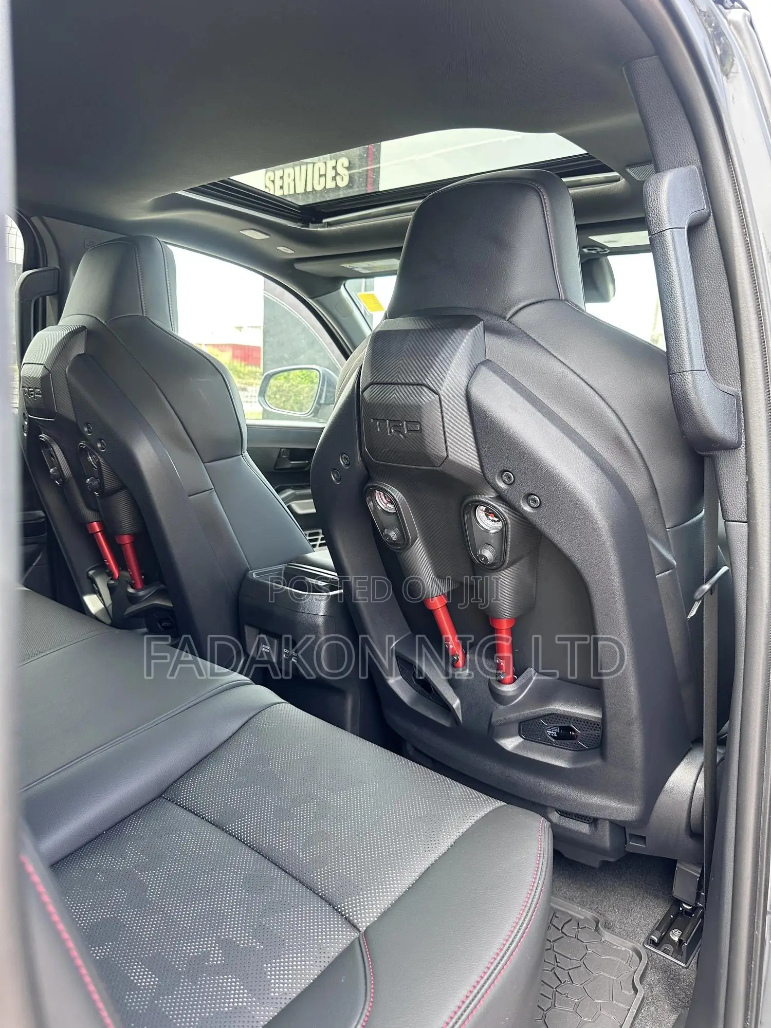 Toyota Tacoma SR5 Access Cab 6' Bed AT 2024 Black