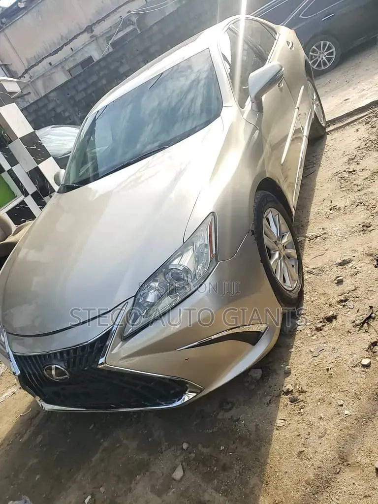 Lexus ES 2016 Gold