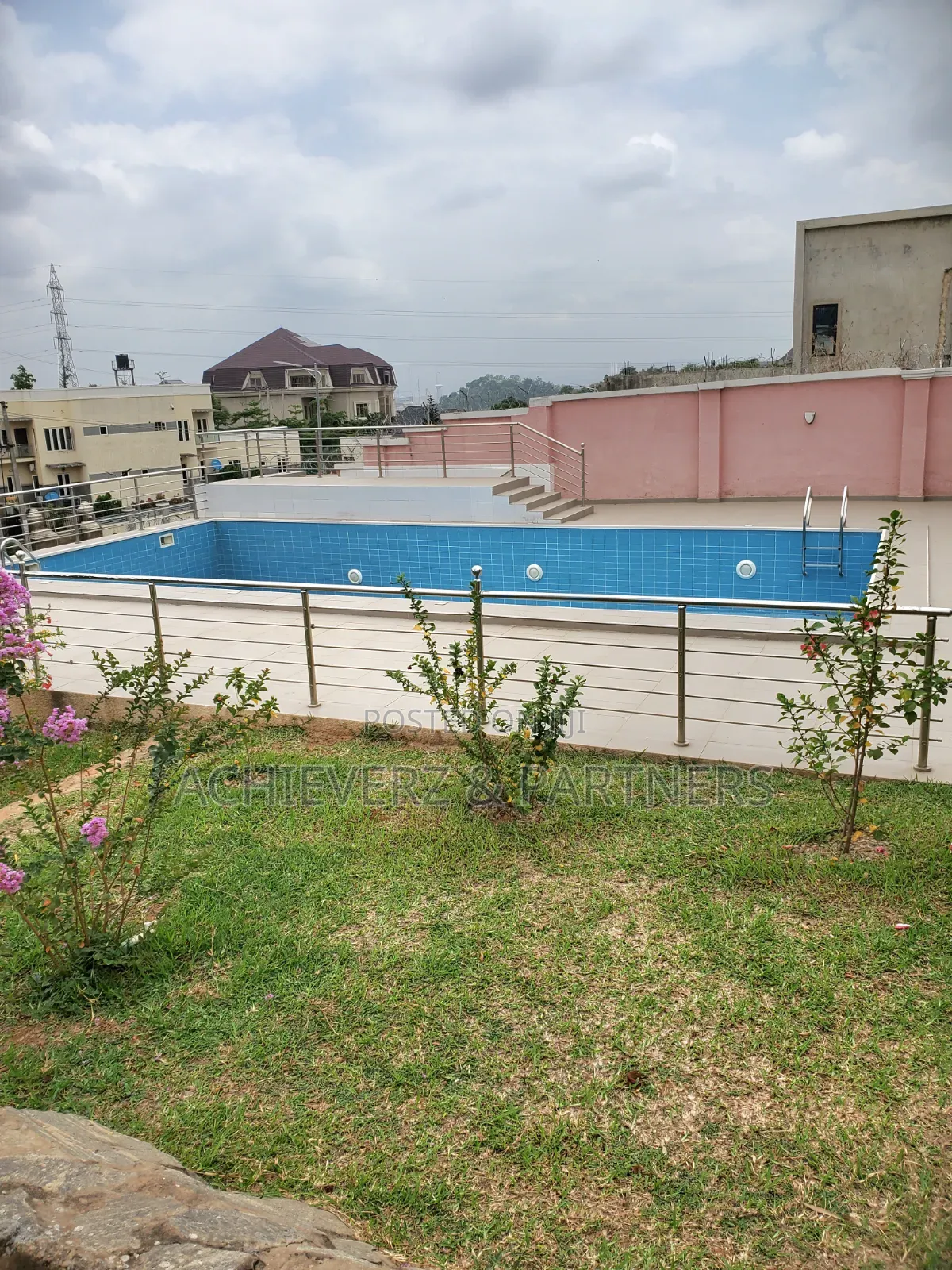 8bdrm Mansion in Asokoro for rent