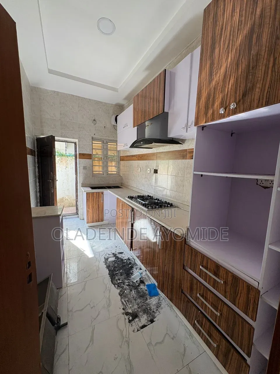 1bdrm Shared Apartment in Chevron for rent