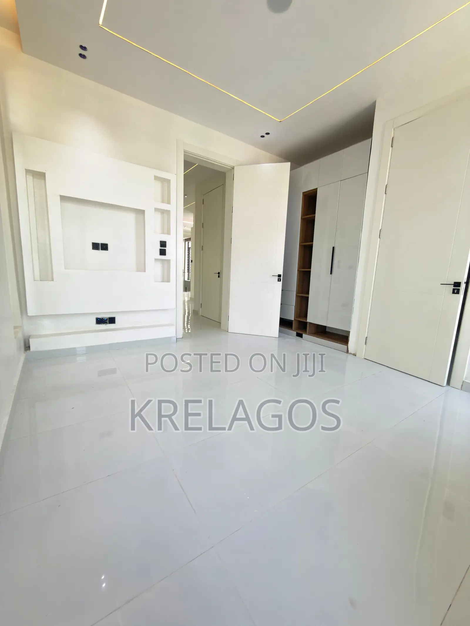 5bdrm Duplex in Lekki Phase 1 for sale
