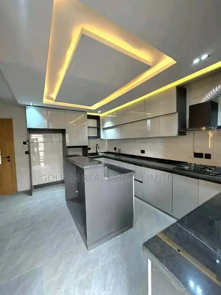 3bdrm Duplex in Jabi for sale
