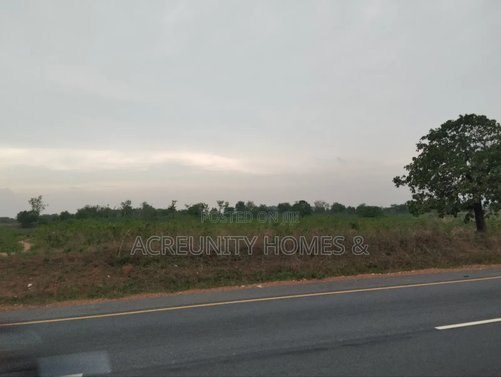 10 Acres of Commercial Land Available Iseyin-Ipapo Xpres Way Oyo State