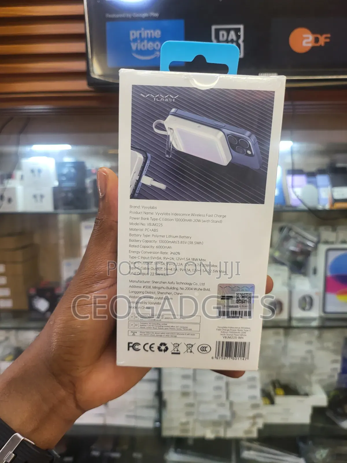 Vyvy Labs 10000mah Iridescence Wireless Fast Charge Power Bank.