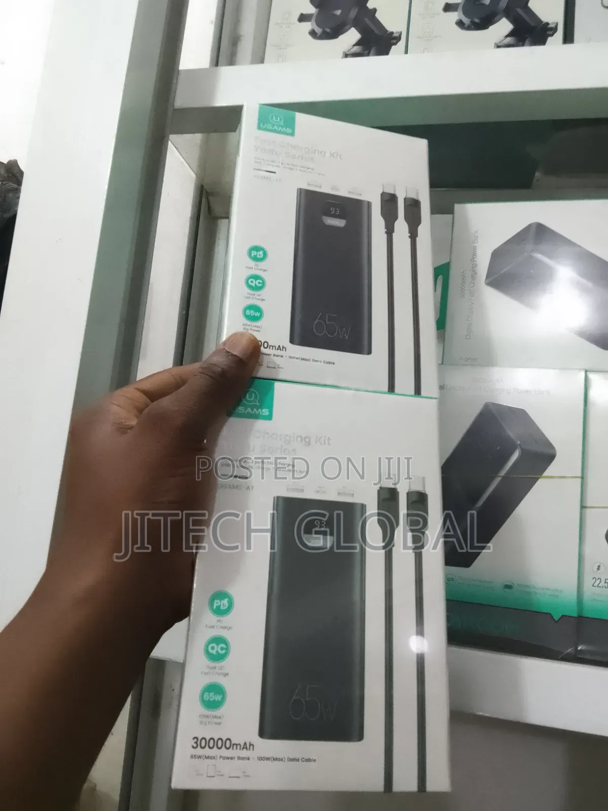 Usams 65w Power Bank 30000mah for iPhone, Laptop, Macbook, Tablet.