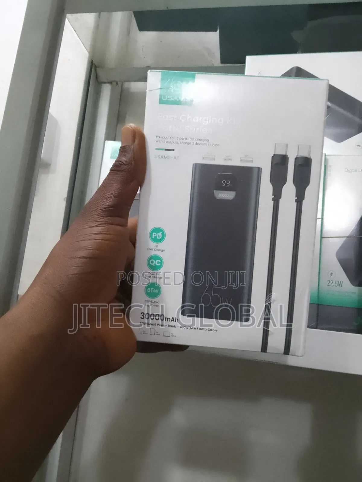 Usams 65w Power Bank 30000mah for iPhone, Laptop, Macbook, Tablet.