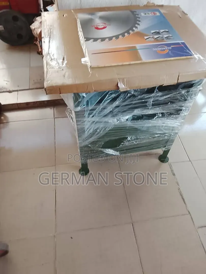 Sliding Table Saw